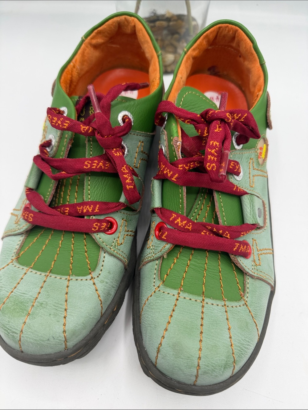 TMA Eyes Green Two-Tone Casual Sneakers with Red Laces - Picture 2 of 9